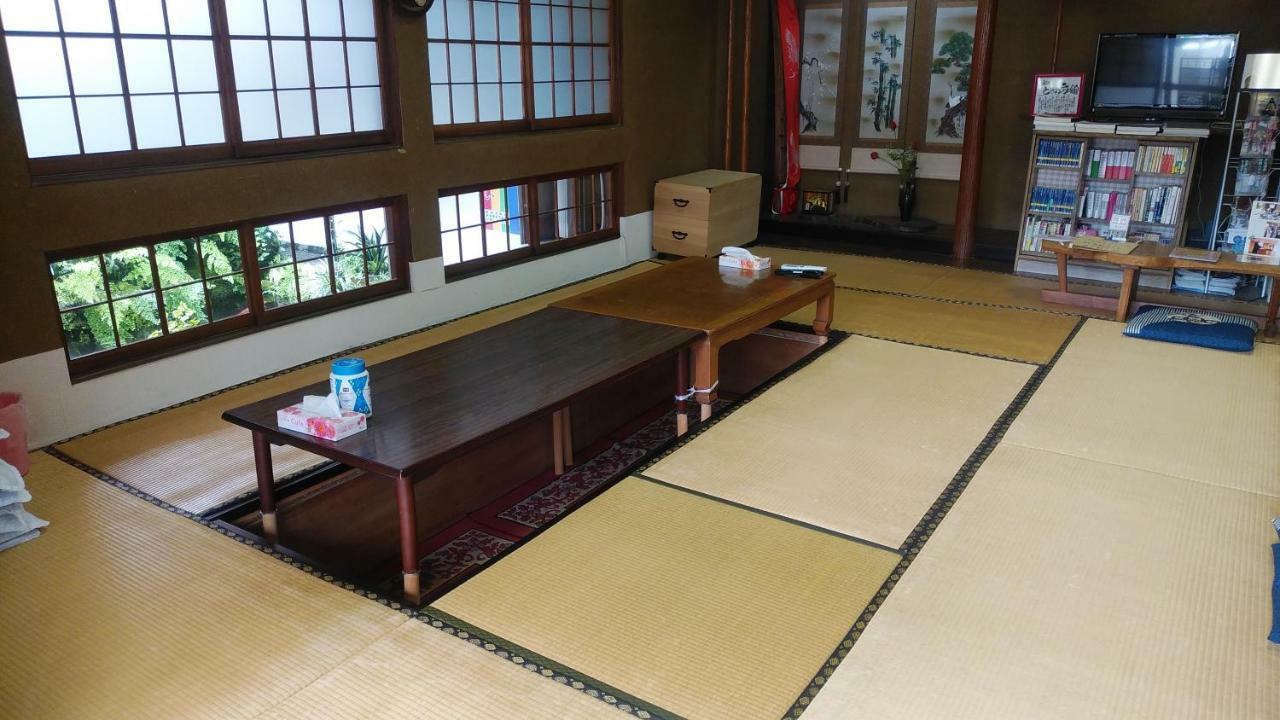 Walking Pilgrimage Hotel Tokiwa Ryokan Ozu  المظهر الخارجي الصورة