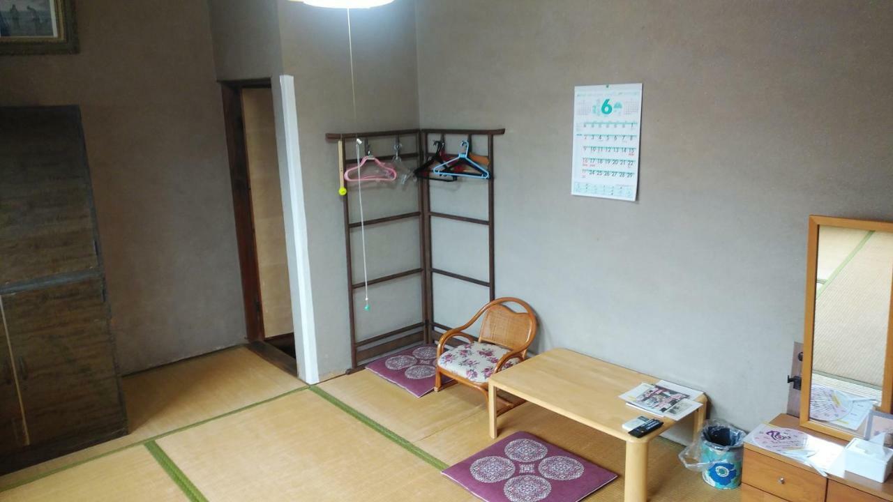 Walking Pilgrimage Hotel Tokiwa Ryokan Ozu  المظهر الخارجي الصورة